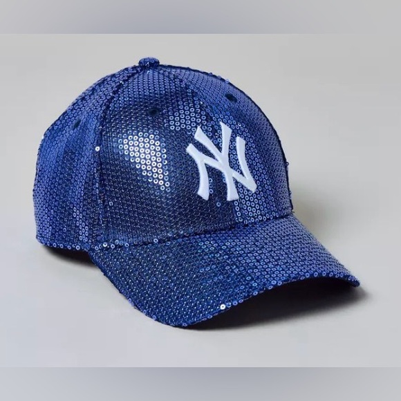 New Era Other - New York Yankees Sequin🔥 9Forty Hat New Era MLB (NIP)